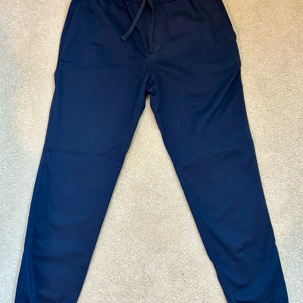 Banana Republic Men's Dark Blue Traveler Joggers